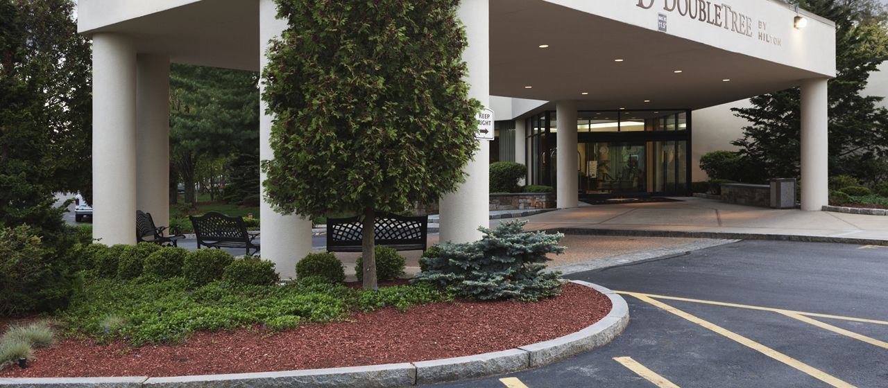 Doubletree By Hilton Hotel Boston - Bedford Glen Exterior foto