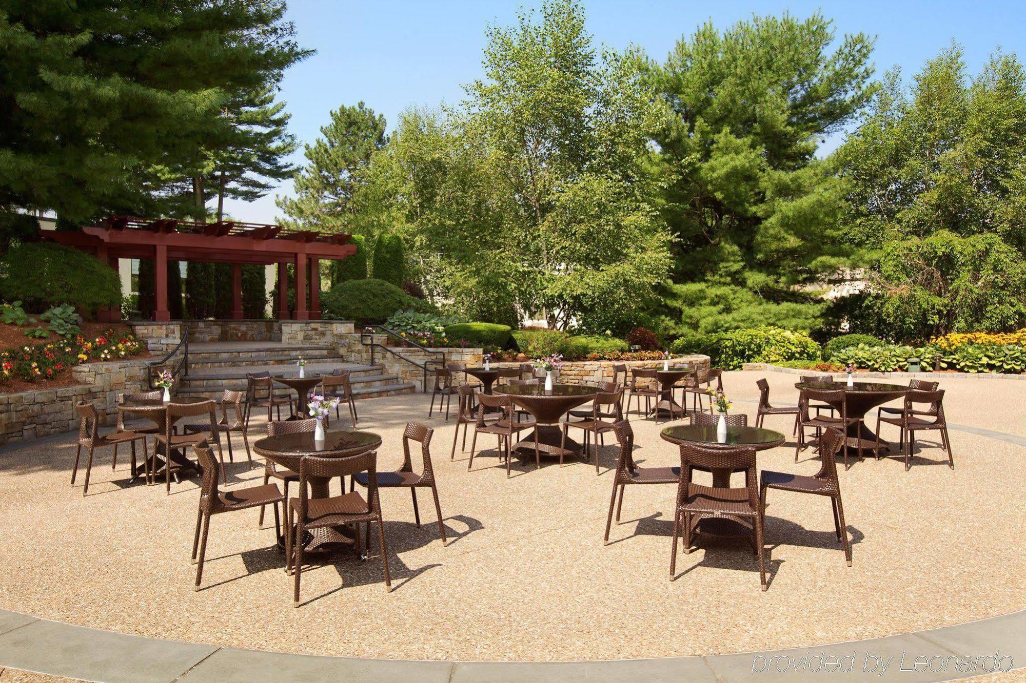 Doubletree By Hilton Hotel Boston - Bedford Glen Exterior foto